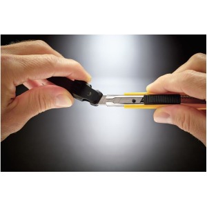 Olfa® standard autolock cutter A1, 9 mm
