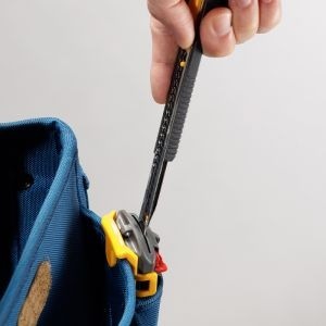 Olfa® safety disposal DC-7