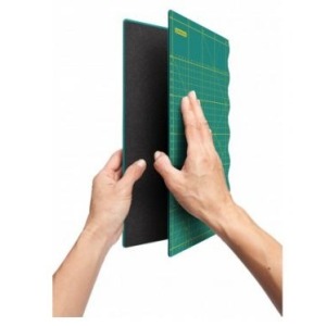 Olfa® Faltbare Schneidematte FCM-32 x 45 cm (A3)