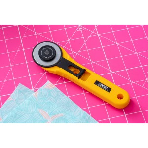 Olfa® roltary cuttingmat RM-IC-S-RC, 60 x 45 cm/magenta (1,6 mm)